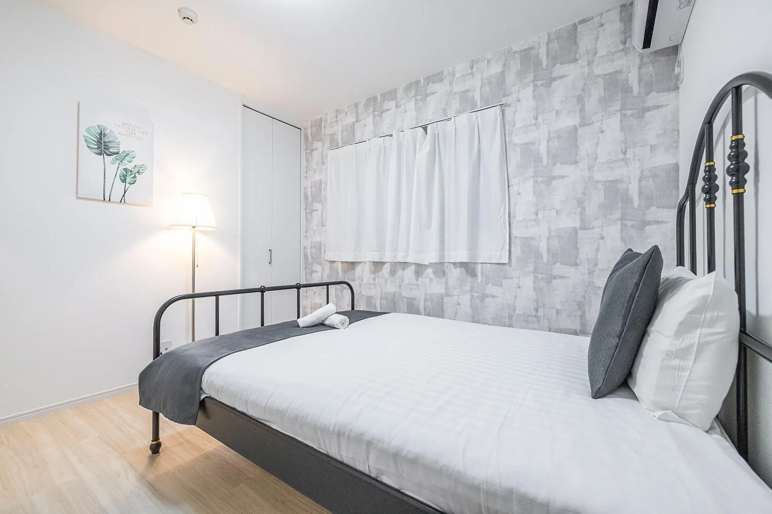 Apartment Nakamichi Ikanikan - Vacation Stay 12151 Osaka
