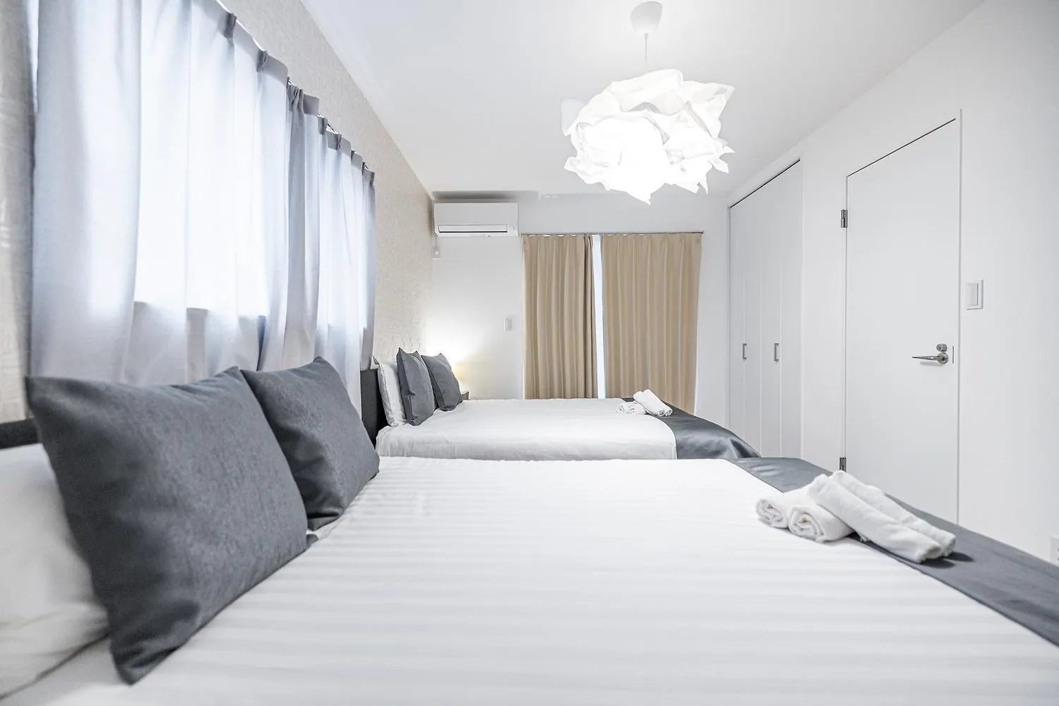 Apartment Nakamichi Ikanikan - Vacation Stay 12151 Osaka Japan